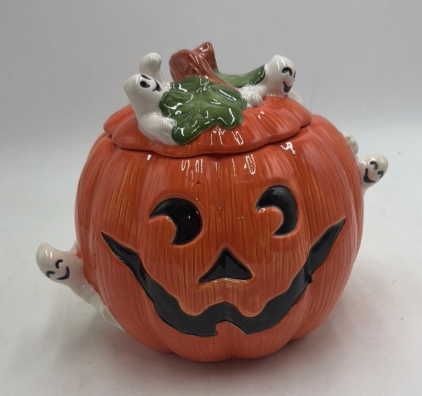 lot 109 image: Vintage Halloween Pumpkin Ghost Cookie Jar  Ceramic with Lid, Omnibus Sri Lanka