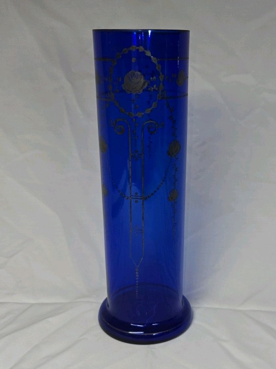 lot 114 image: Vintage Cobalt Blue Glass Cylinder Vase  Enamel Floral & Scroll Design