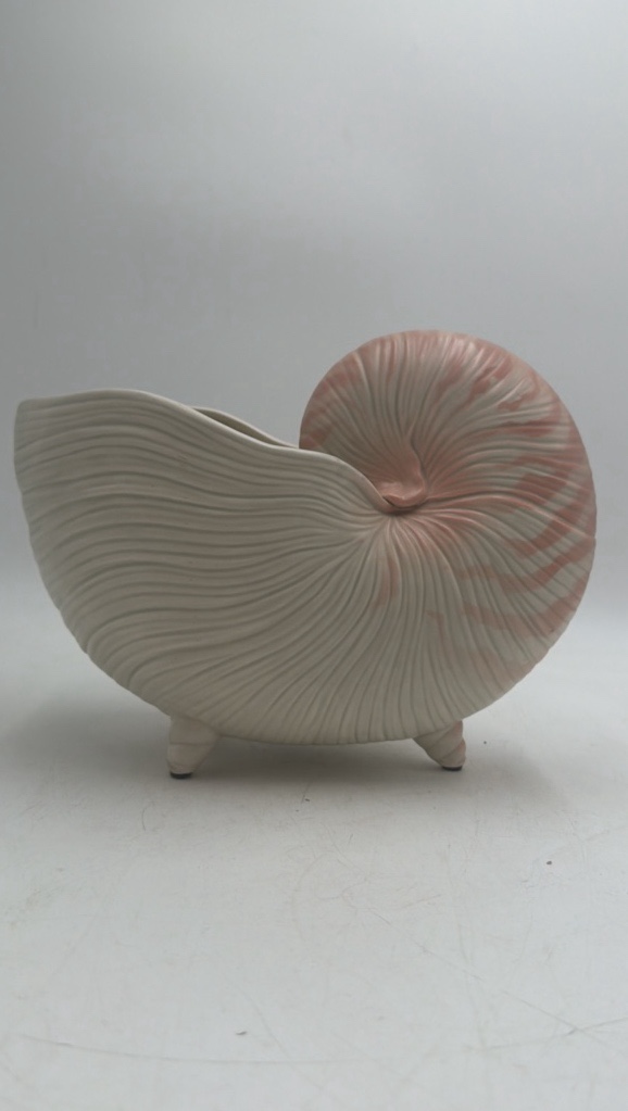 lot 125 image: Vintage Ceramic Nautilus Shell Vase  Ridged Design with FF Mark