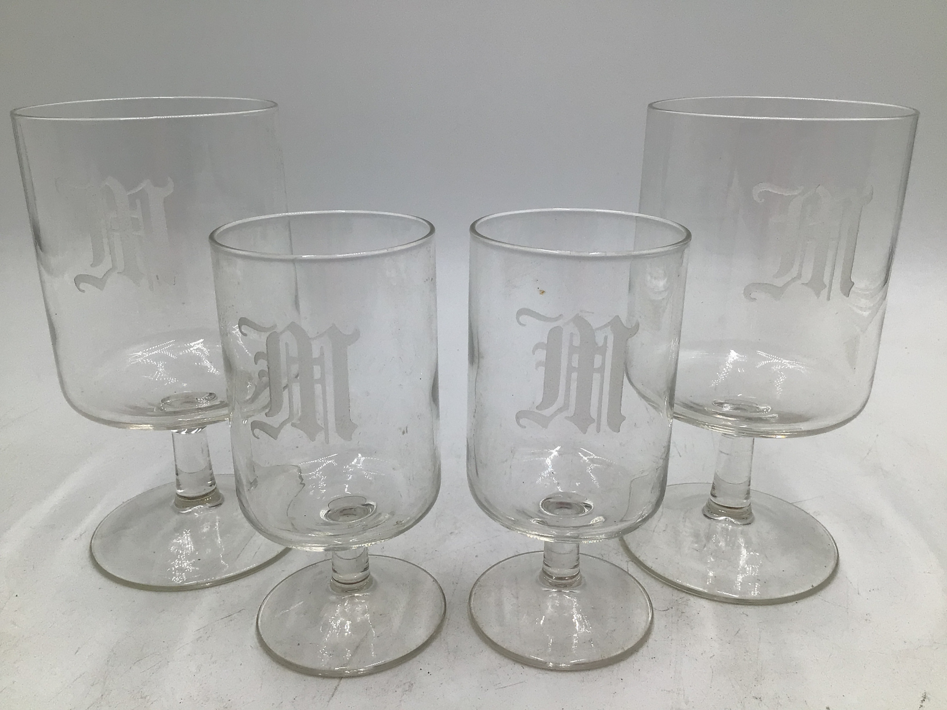 lot 175 image: Vintage Etched Monogram M Goblet Set