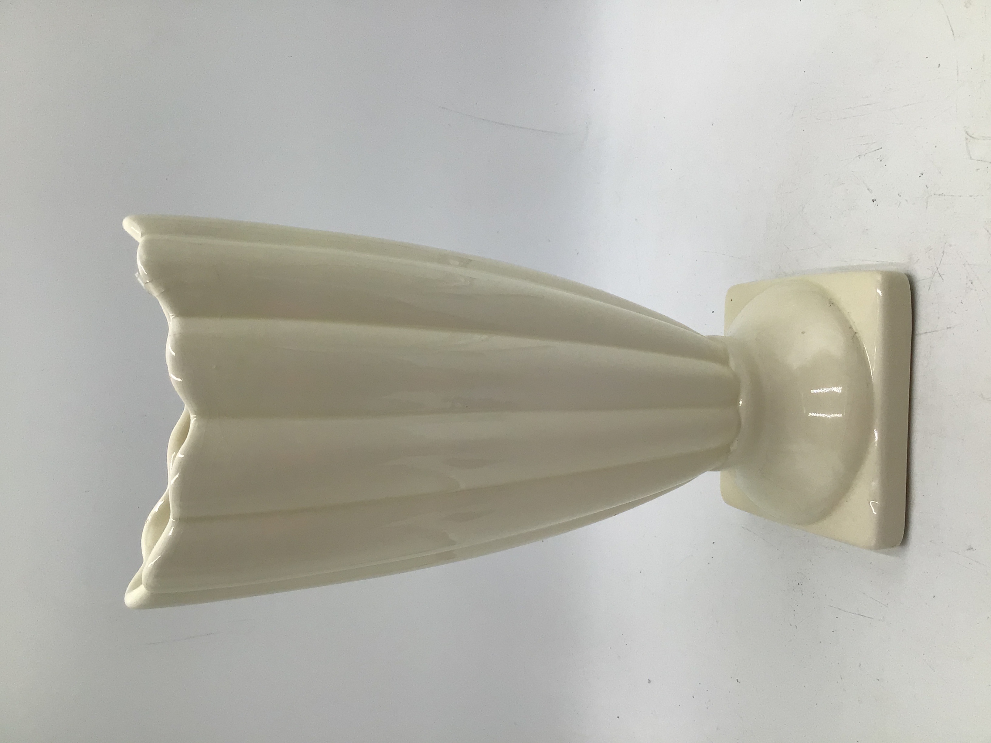 lot 193 image: Vintage Cream Ceramic Fluted Fan Vase Scalloped Rim Square Pedestal Base