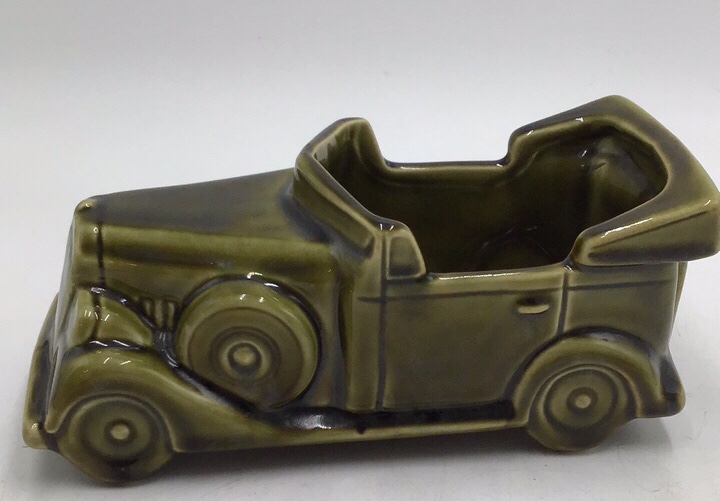 lot 222 image: Vintage Floralaine USA Green Ceramic Model T Car Planter #532 Gold Accents