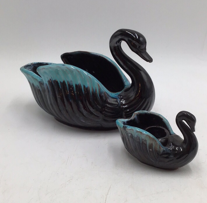 lot 226 image: Vintage Black Swan Ceramic Planter Set Teal Drip Glaze Mother and Baby Novelty