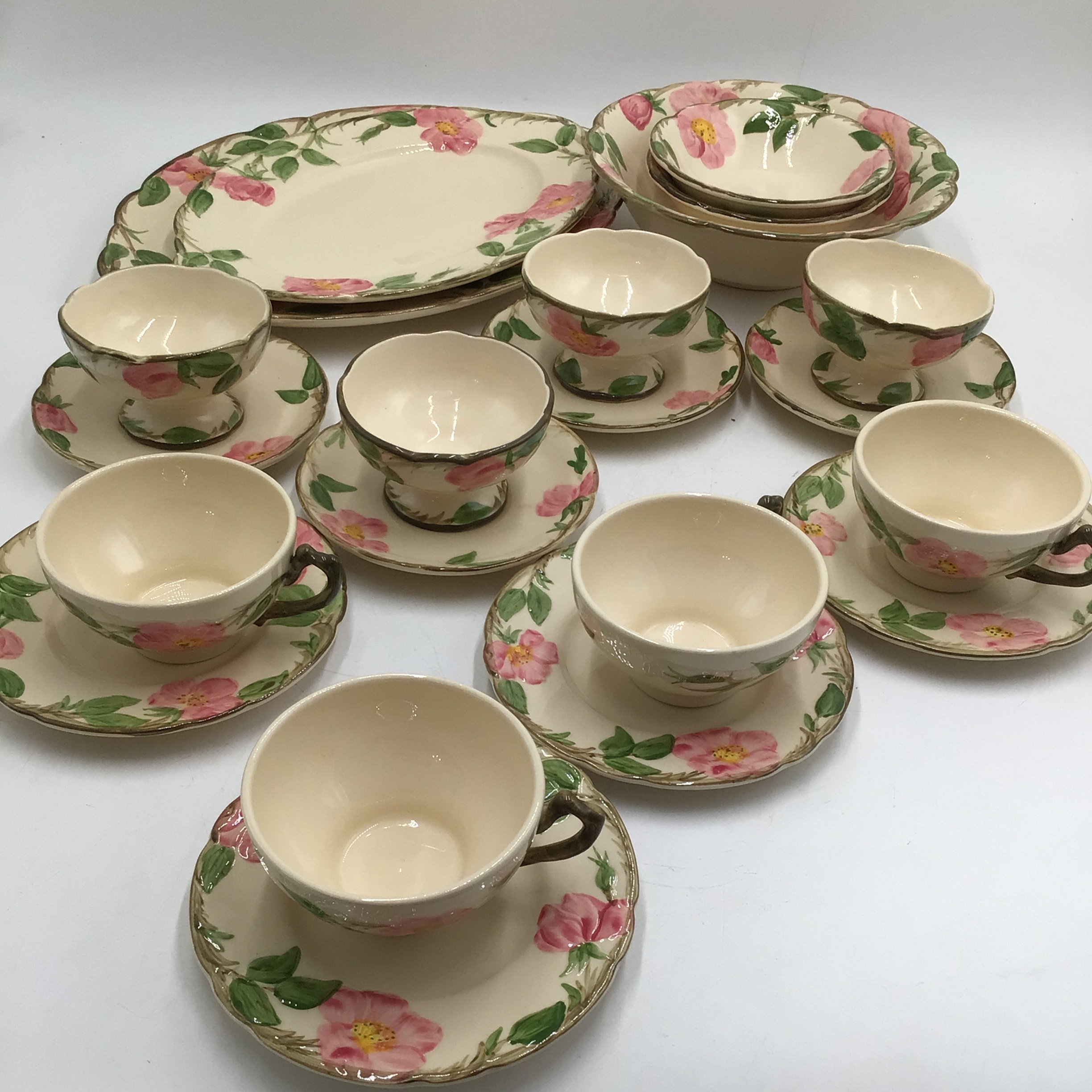 lot 28 image: Vintage Franciscan Desert Rose China Partial Set