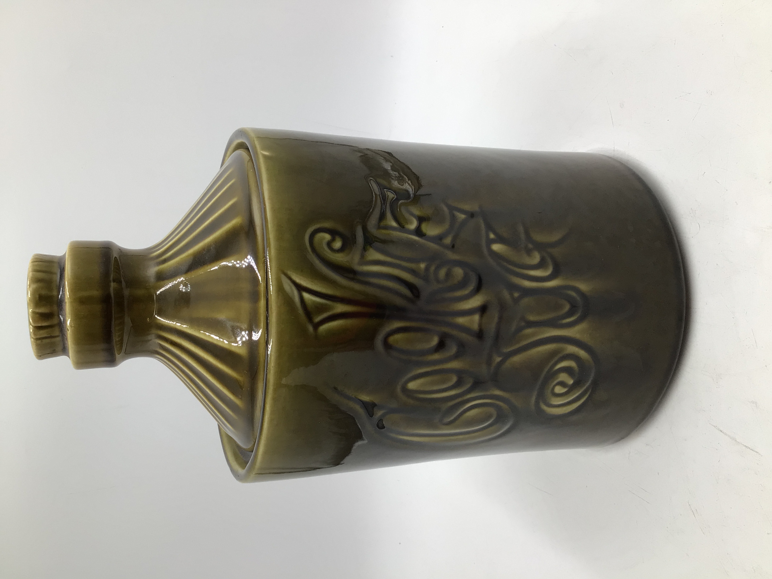 lot 33 image: Vintage Cookie Jug Ceramic Cookie Jar