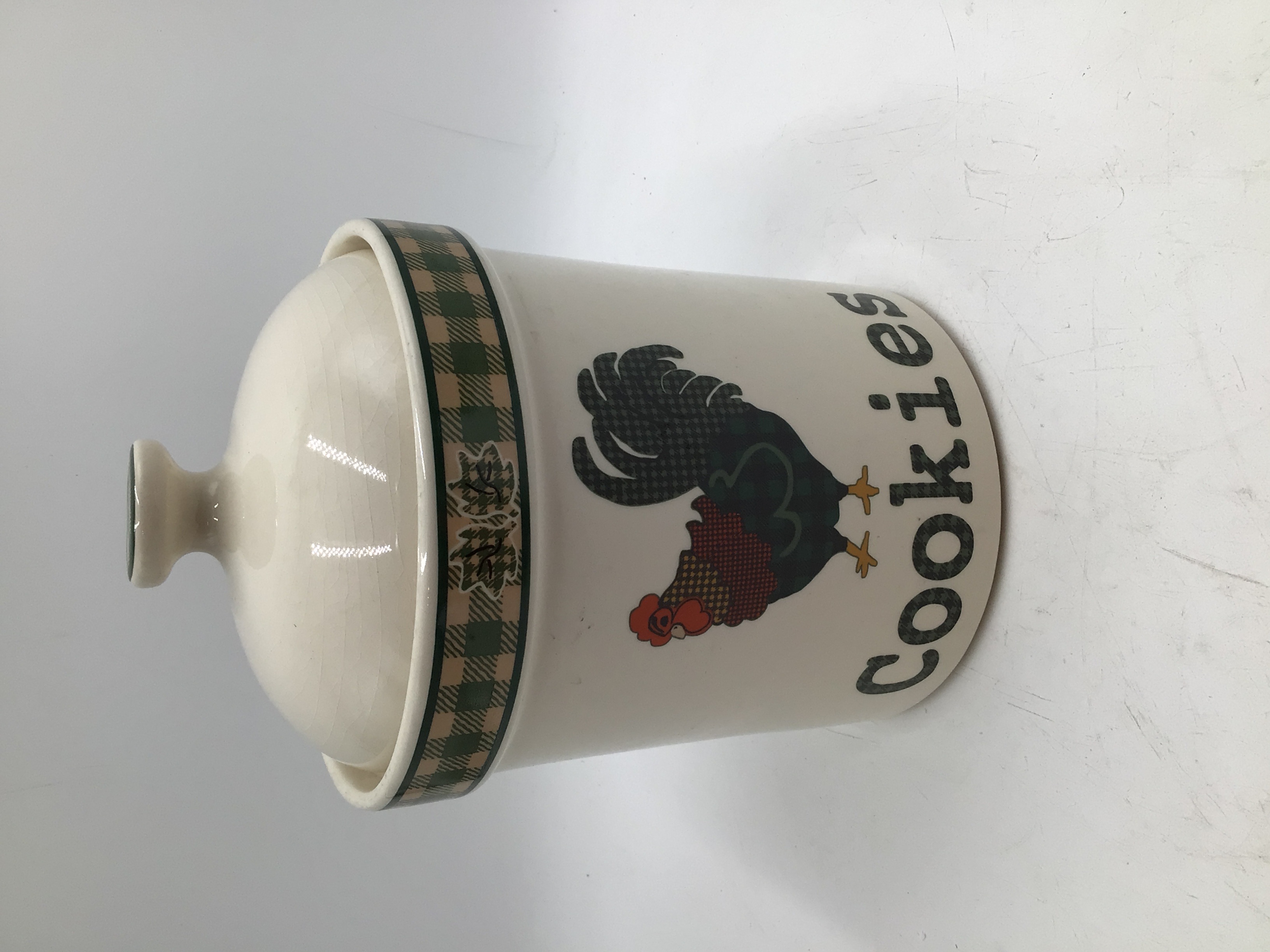 lot 50 image: Vintage Rooster Stoneware Cookie Jar