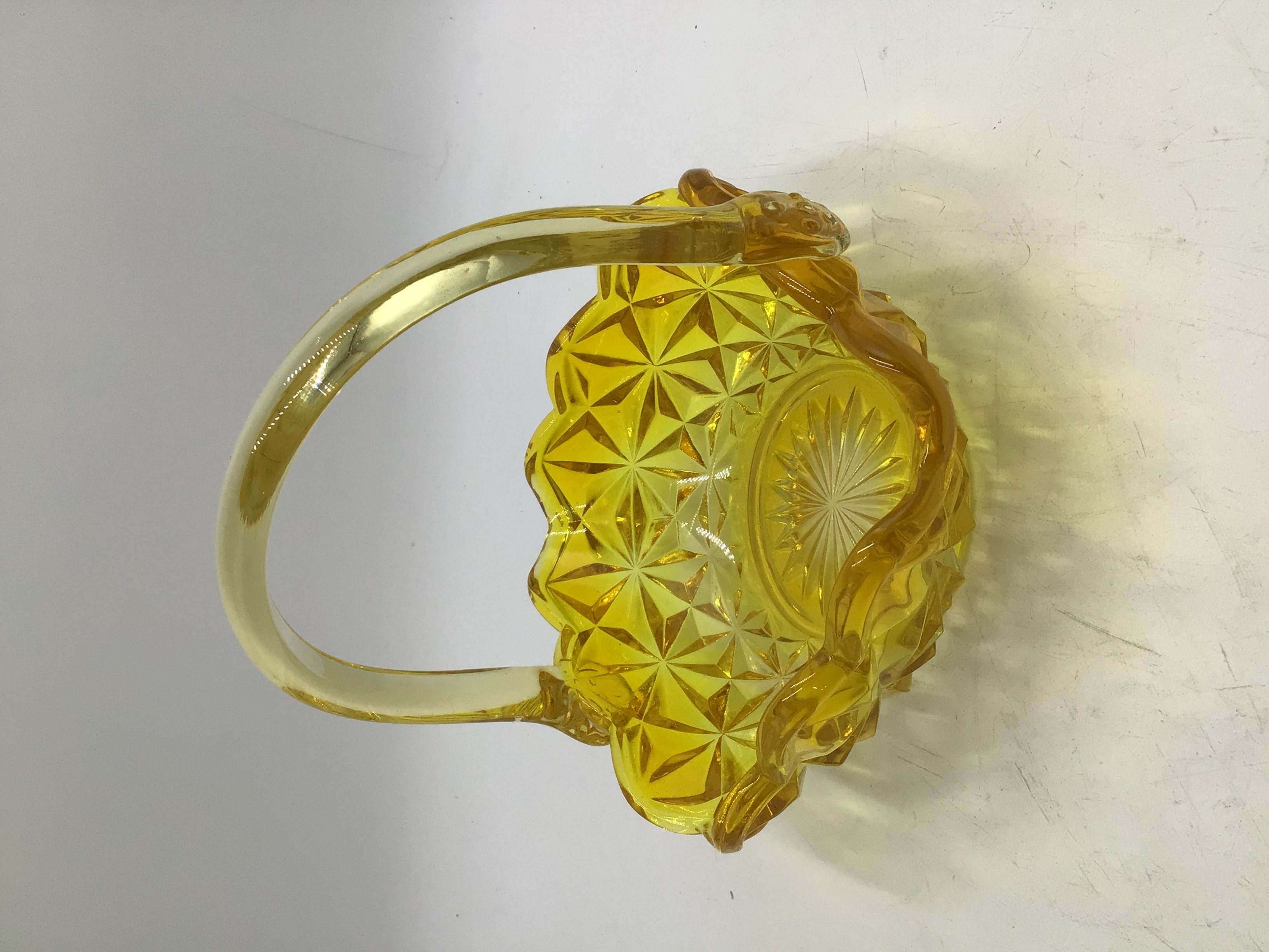 lot 55 image: Vintage Yellow Pressed Glass Basket