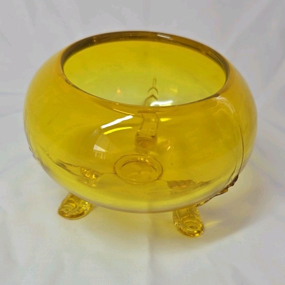 lot 90 image: Vintage Amber Glass Bowl  Three-Handled Censer Style with Legs