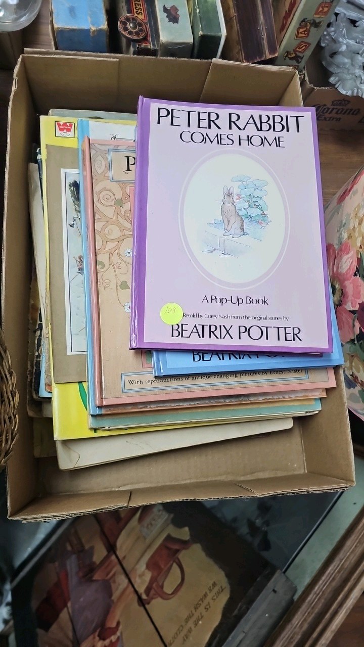 lot 168 image: Vintage Kids Books Lot