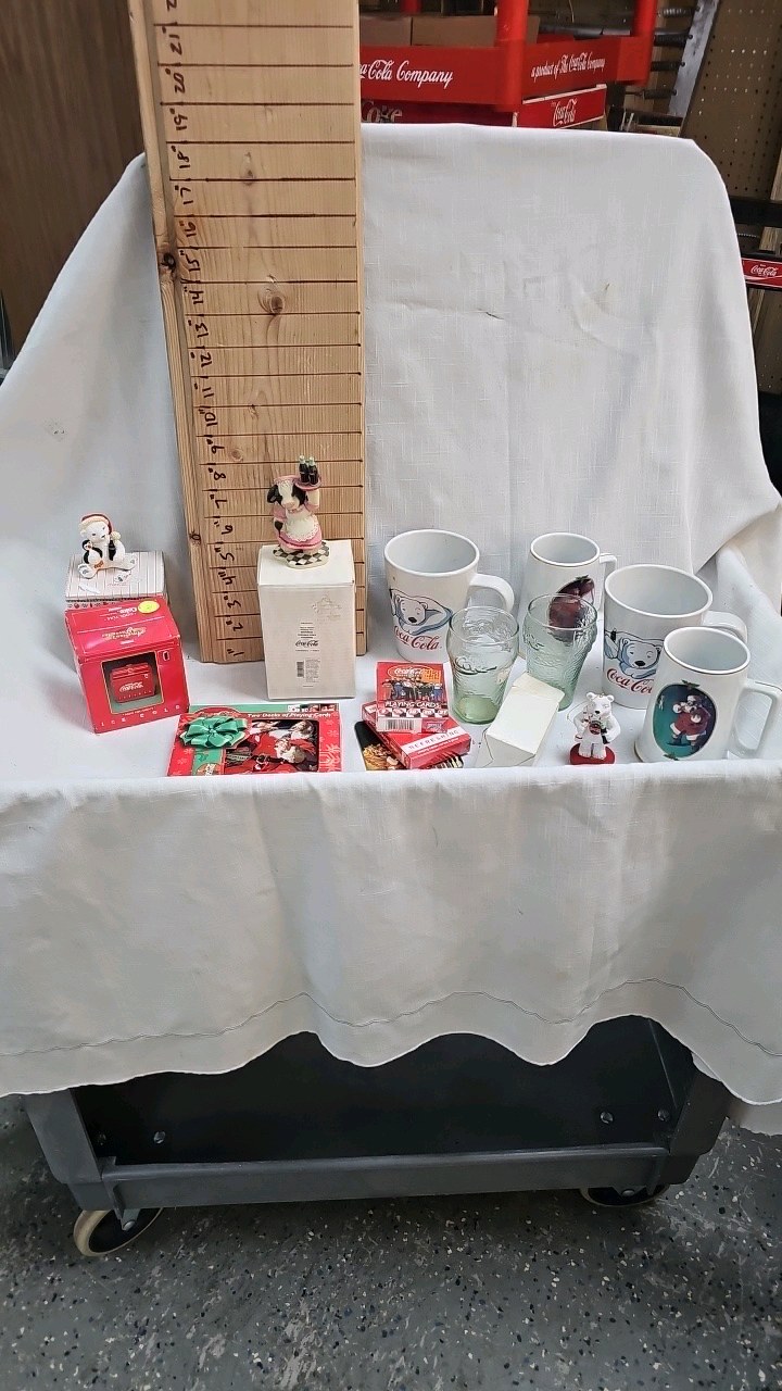 lot 182 image: Lot of Various Coca Cola Mugs, Ornaments, Figures