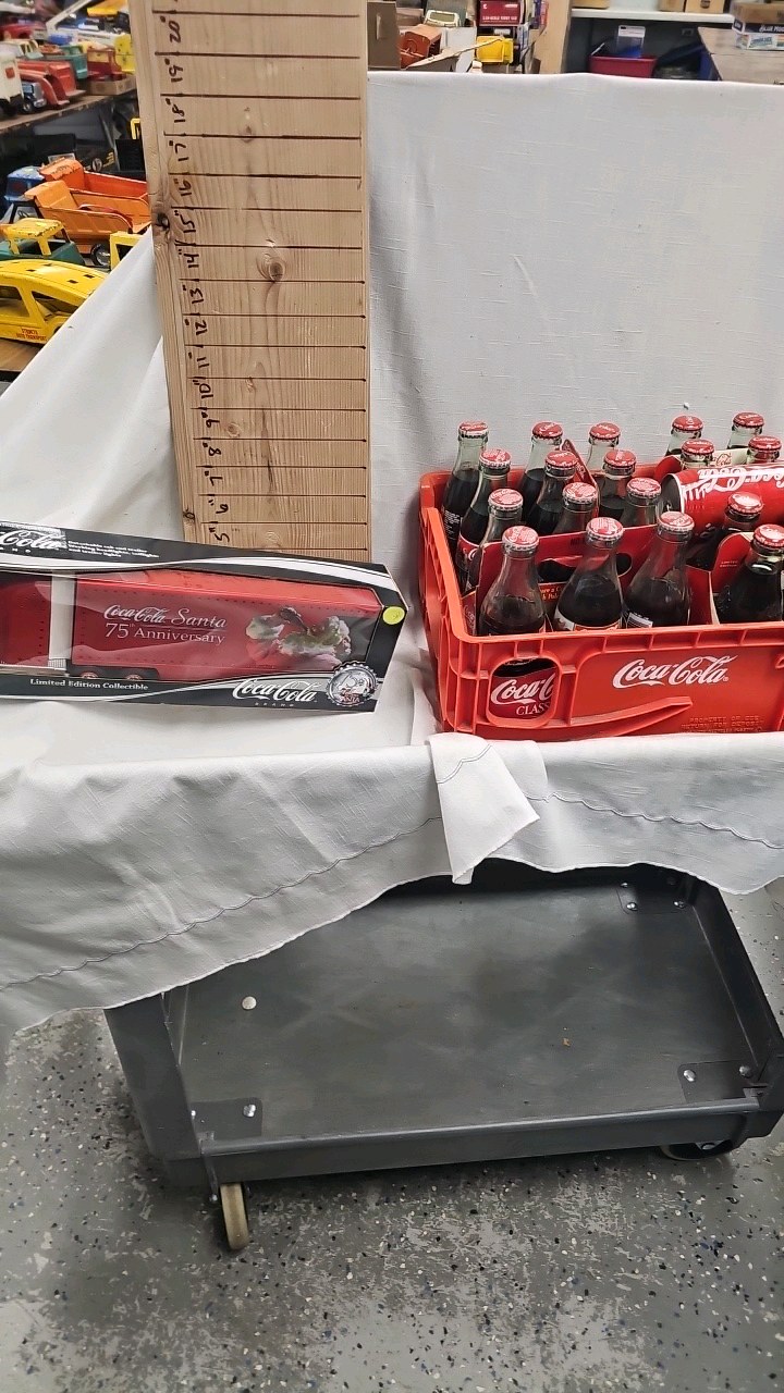 lot 195 image: Coke CrateBottles 75th Anniversary Semi Trailer