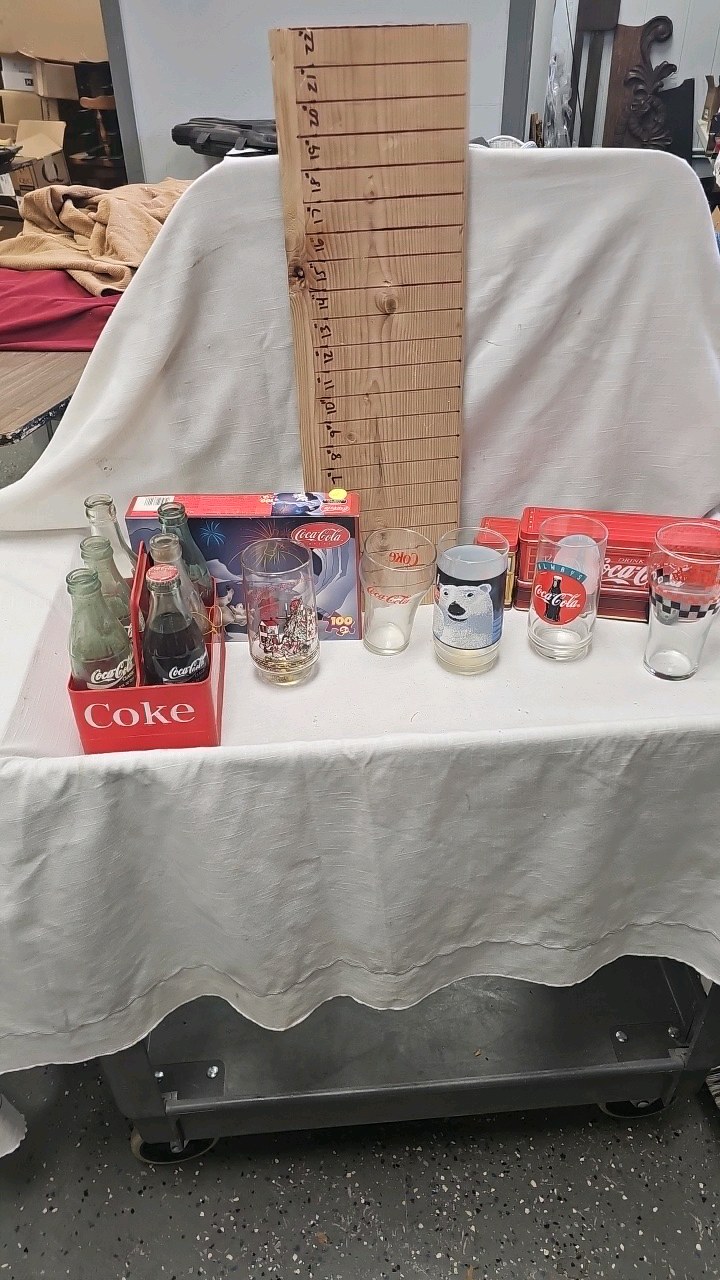 lot 21 image: CC Puzzle, Tins, Glasses, 6pk Plastic Holder wbottles