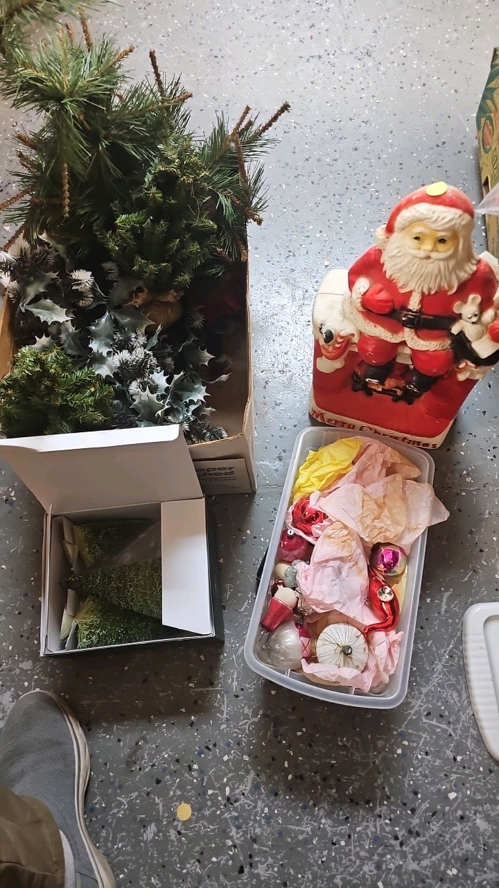 lot 36 image: Vintage Christmas Lot as Pictured