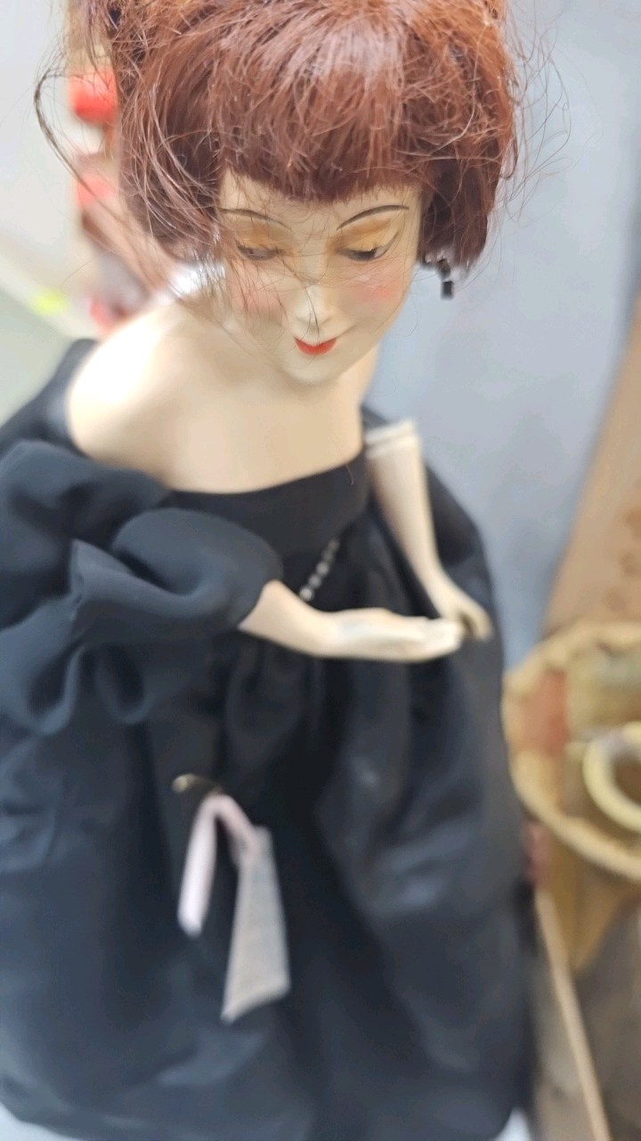 lot 45 image: Vintage Baxes, doll, lampshade