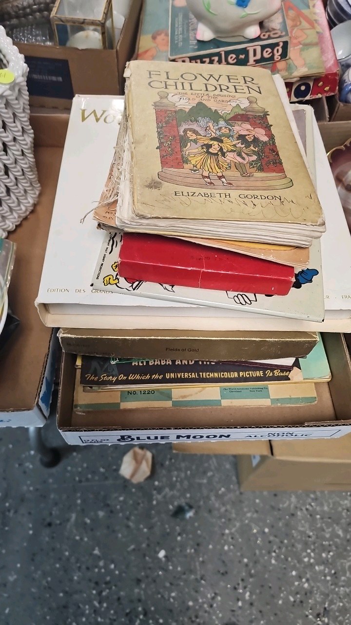 lot 60 image: Assorted Books, Childrens Books, Mozart crystal art