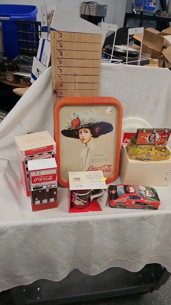 lot 86 image: Coca Cola Musical Bank, Cup, Tins