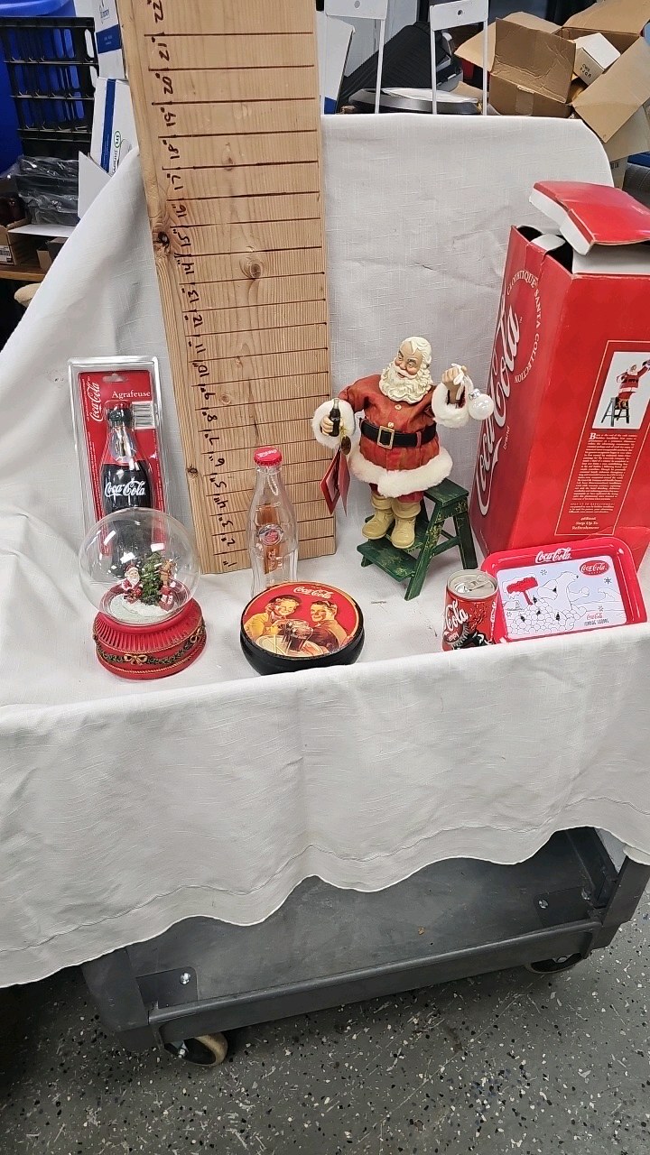 lot 92 image: Coca Cola Button Box Kids, Bottles, Stocking PlatterContainer