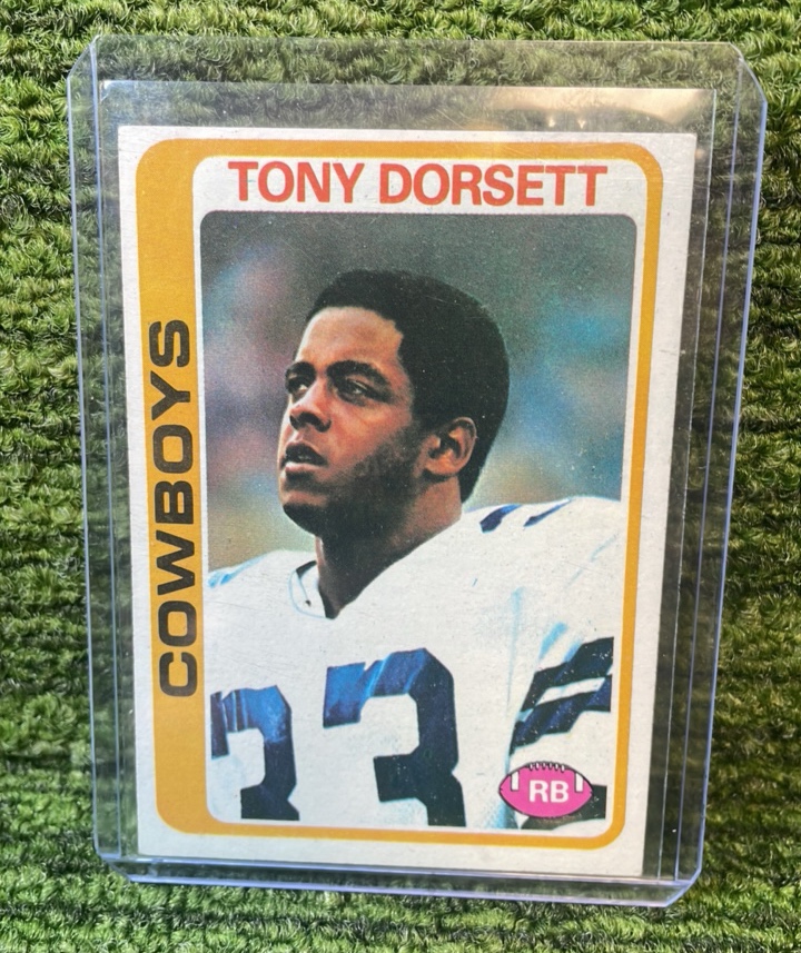 lot 113 image: 1978 Topps NFL Tony Dorsett Rookie Dallas Cowboys HOF RB