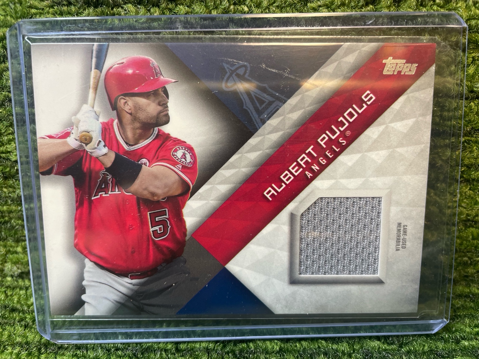 lot 116 image: 2018 Topps MLB Series 1 Material Card Albert Pujols- Angels