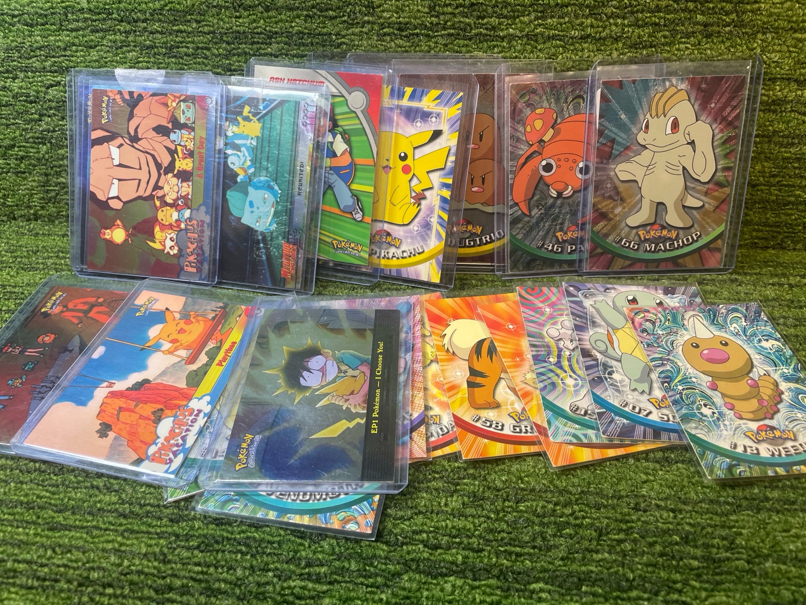 lot 136 image: Pokmon Mix Lot 23 Cards