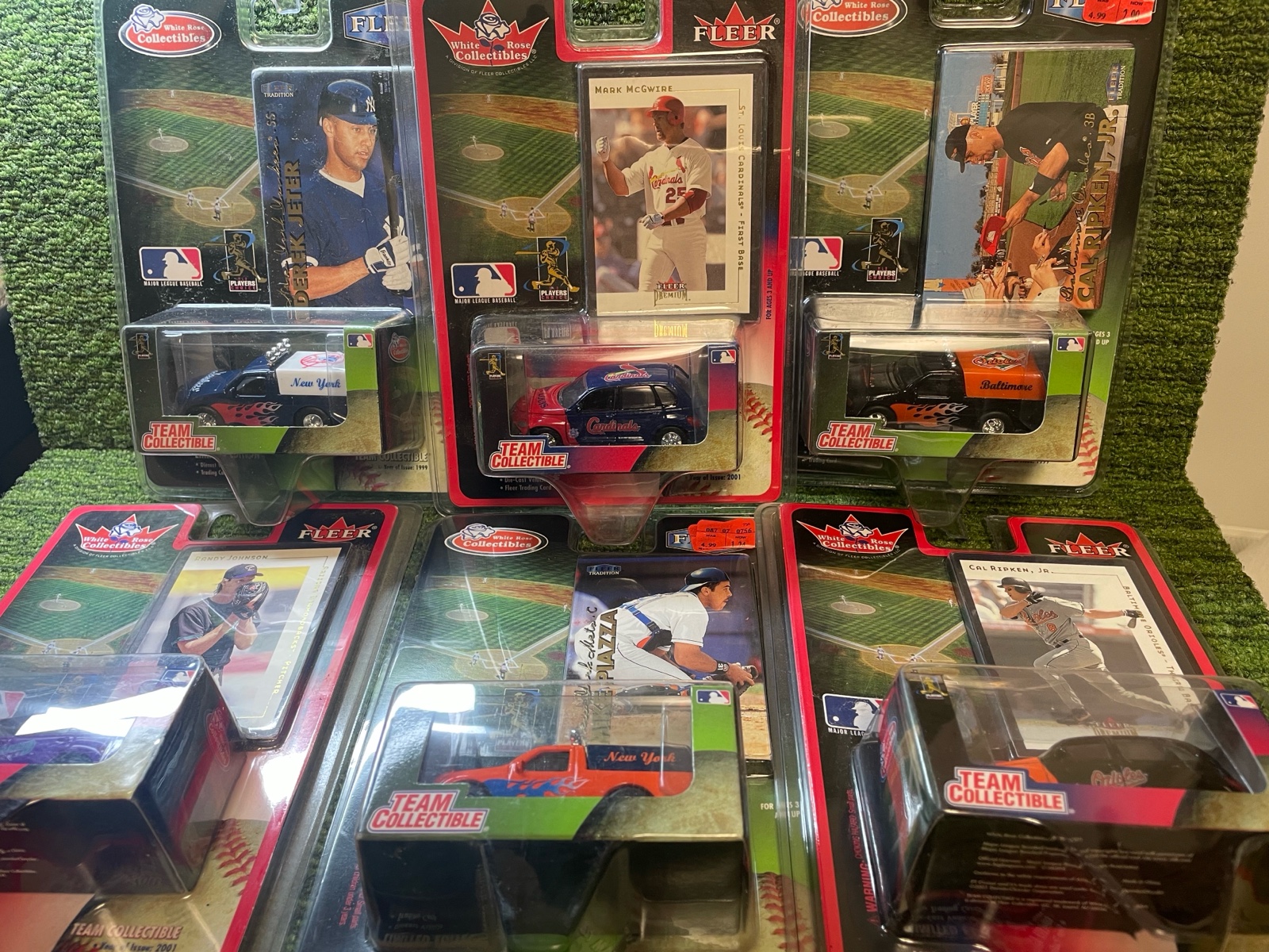 lot 139 image: Fleer Team Collectibles MLB Players included, Derek Jeter, Cal Ripken, Randy Johnson- Limited Edition, (6 in total)