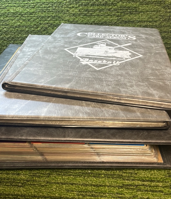 lot 147 image: Three Binders of 80s 90s 2000s MLB Baseball Cards