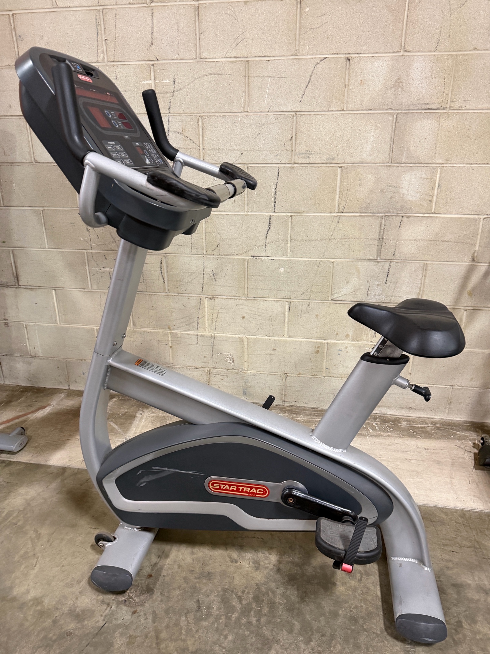 Star Trac UB Commercial Upright Exercise Bike
