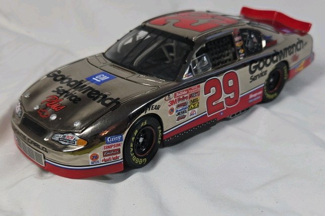 lot 127 image: Dale Earnhardt Sr. Goodwrench Plus Monte Carlo  Silver Chrome Diecast Replica