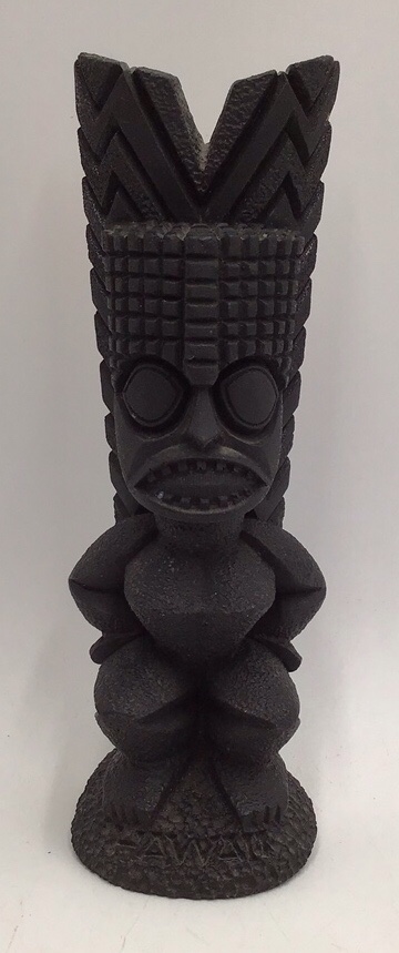 lot 195 image: Vintage Hawaiian Black Tiki Figure