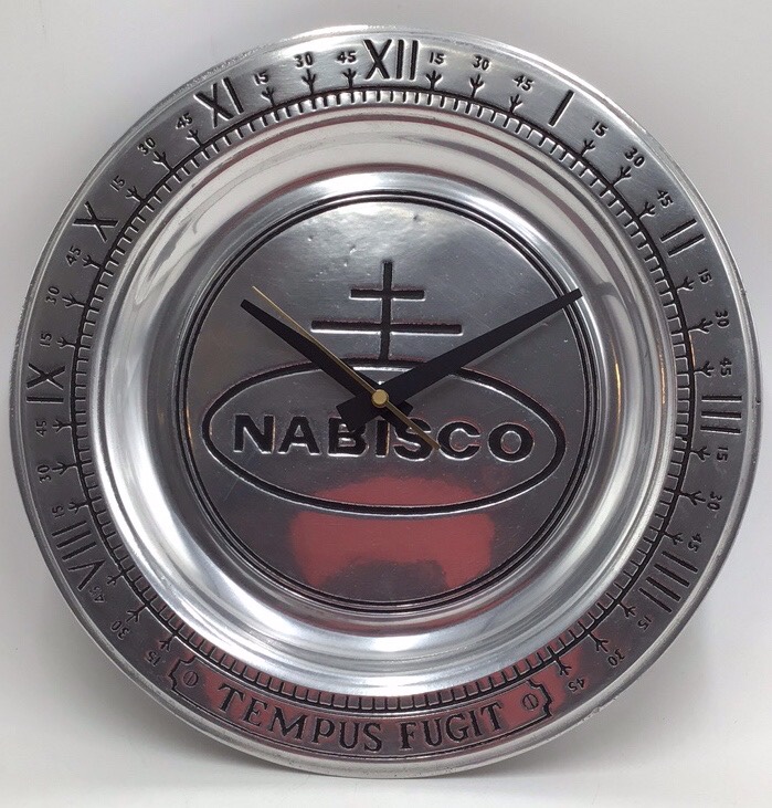 lot 199 image: Vintage Nabisco Tempus Fugit Promotional Wall Clock  Chrome Finish