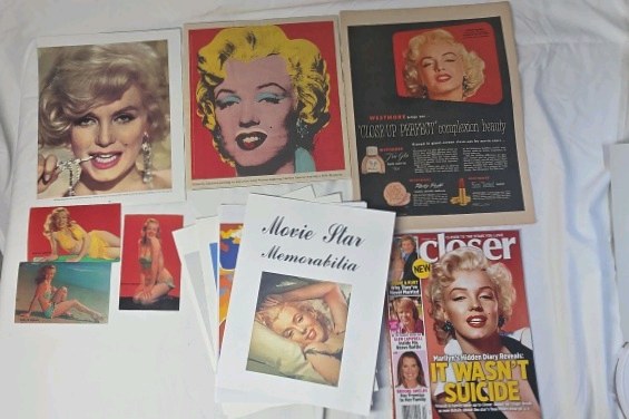 lot 232 image: Assortment of Marilyn Monroe Memorabilia