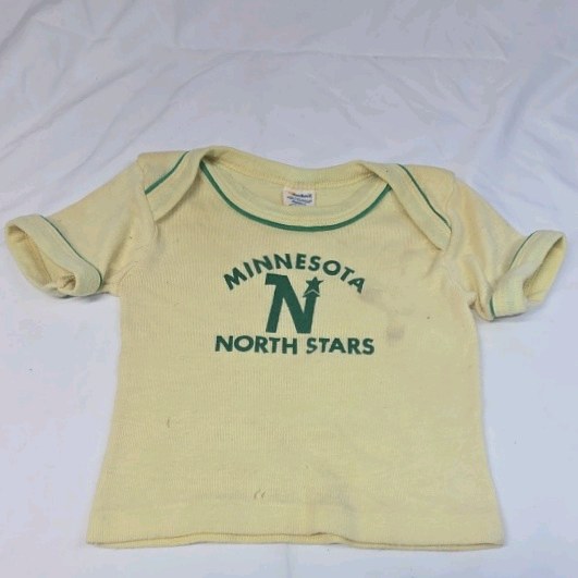 lot 249 image: Vintage Minnesota North Stars Infant Shirt