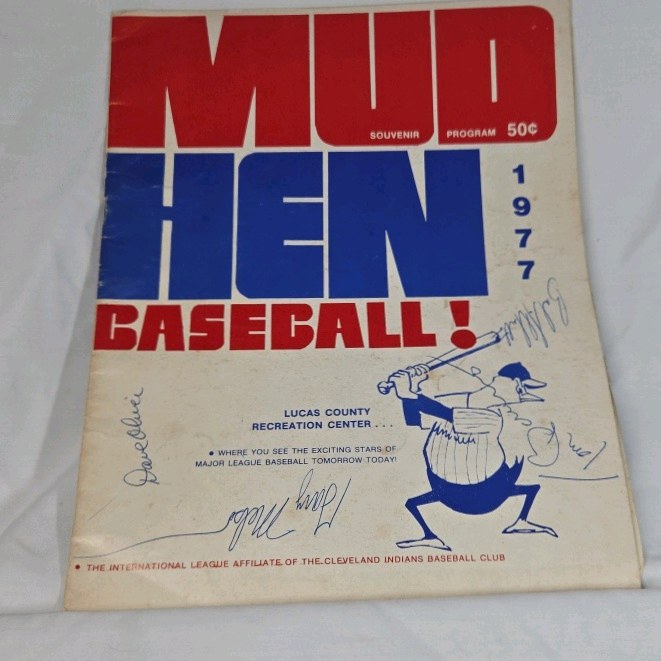 lot 250 image: 1977 Mud Hens Baseball Souvenir Program  Lucas County Recreation Center