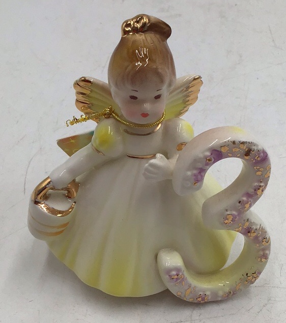 lot 26 image: Vintage Josef Birthday Angel Figurine  Number 3 Birthday Girl