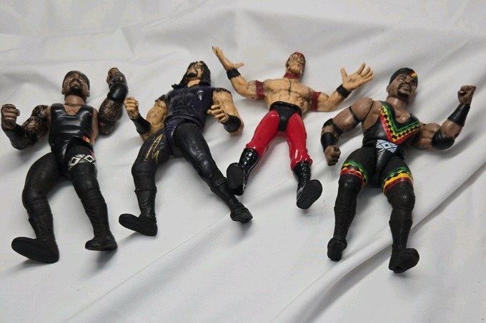 lot 288 image: Vintage WWF Wrestling Action Figures