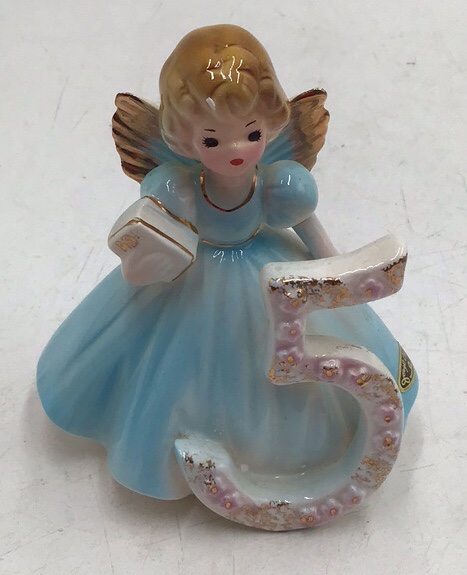 lot 33 image: Vintage Josef Birthday Angel Figurine  Number 5 Birthday Girl