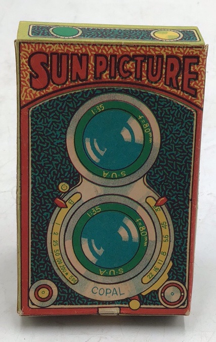 lot 68 image: Vintage Sun Picture Novelty Camera  Boxed with Film and Processing Instructions