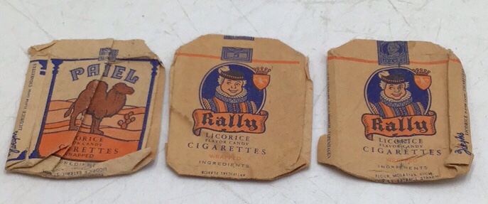 lot 70 image: Vintage Licorice Cigarette Candy Packs  Rally and Paiel Wrapped in Paper