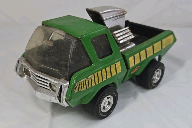 lot 77 image: Vintage Tonka Custom Pick-Up Truck  Green Metal with Exposed Chrome Engine and Yellow Stripes