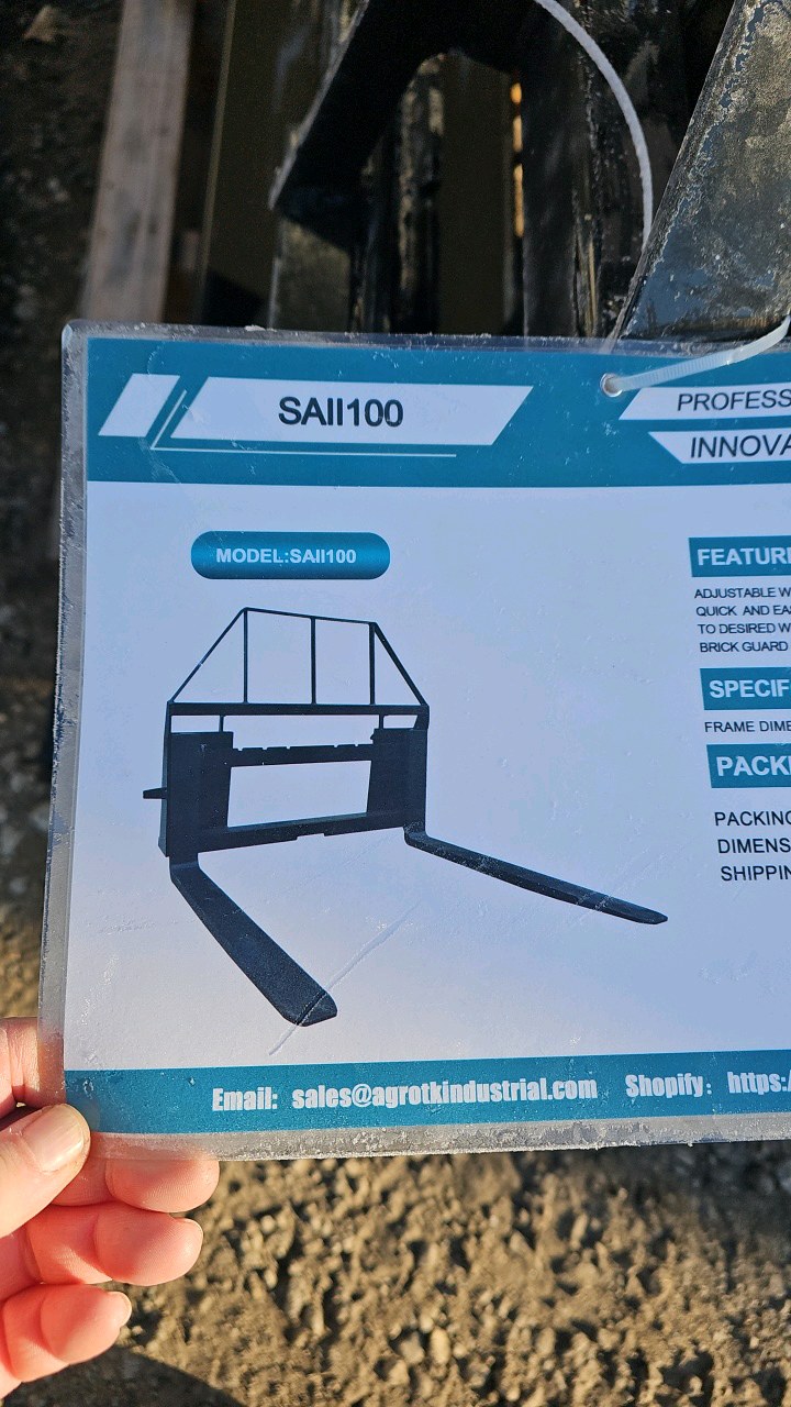 lot 225 image: 2026 Unused Mower King Skid Steer Forks SA