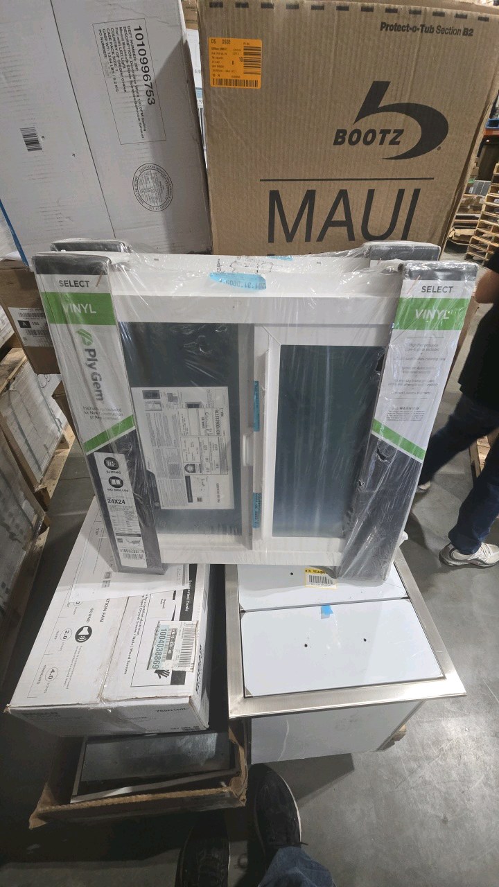 lot 114 image: (2) Ply Gem 23.5 in. x 23.5 in. Select Series White Vinyl Left-Hand Sliding Window