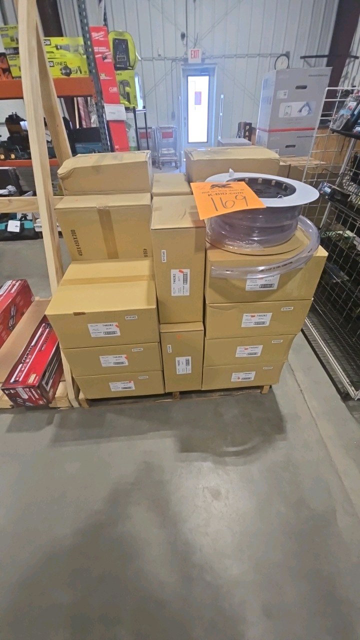 lot 169 image: (26) ProLine Series 1-58 in. OD x 1-14 in. ID x 25 ft. Clear Vinyl Tubing