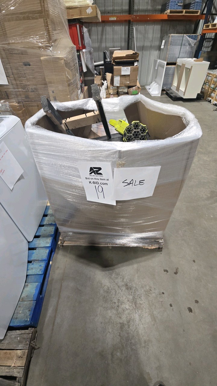 lot 19 image: WHOLESALE PALLET LOT OF GENERAL MERCHANDISE