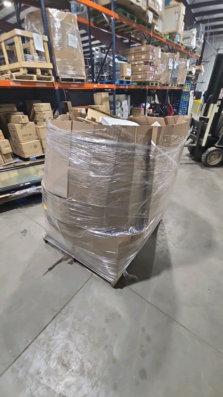 lot 41 image: WHOLESALE PALLET LOT OF GENERAL MERCHANDISE