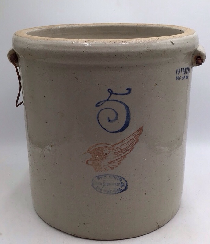 lot 1 image: Vintage Red Wing Union Stoneware 5 Gallon Crock