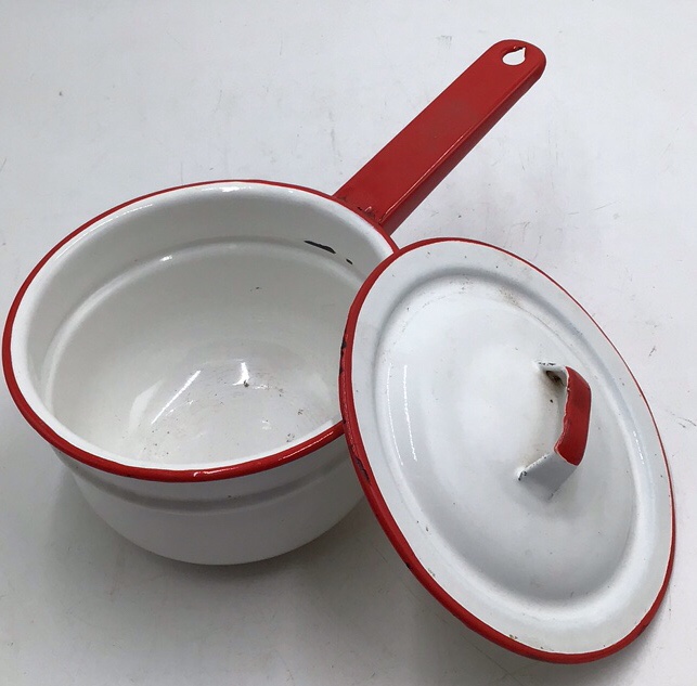 lot 11 image: Vintage White Enamel Saucepan with Red Trim  Graniteware with Lid