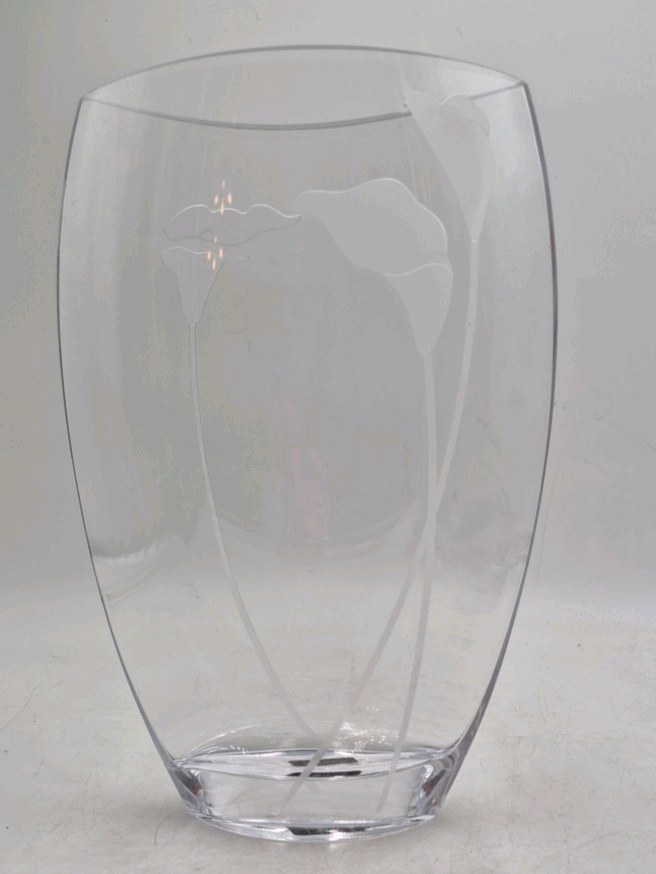 lot 113 image: Etched Crystal Vase  Calla Lily Design