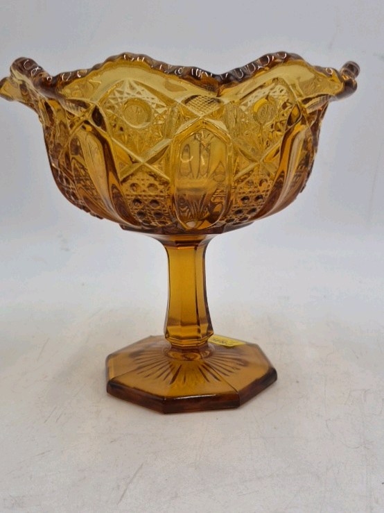 lot 130 image: Amber Depression Glass Compote  Intricate Geometric Cut Bowl