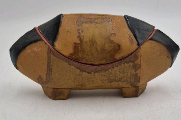 lot 144 image: Vintage Ceramic Pillow-Form Box  Glazed Brown and Black Design