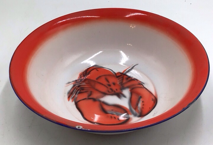 lot 18 image: Vintage Enamel Bowl  Lobster Motif with Red Rim and Blue Trim